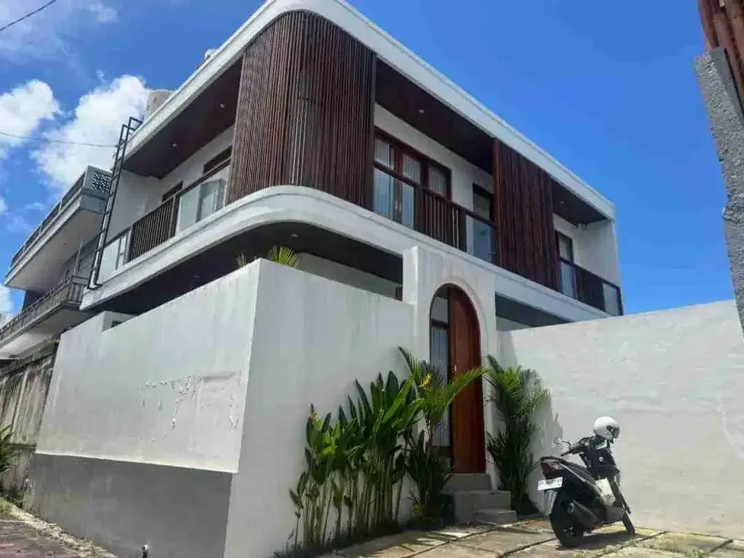 villa jalan kayutulang Canggu bali - Image 1 of 6