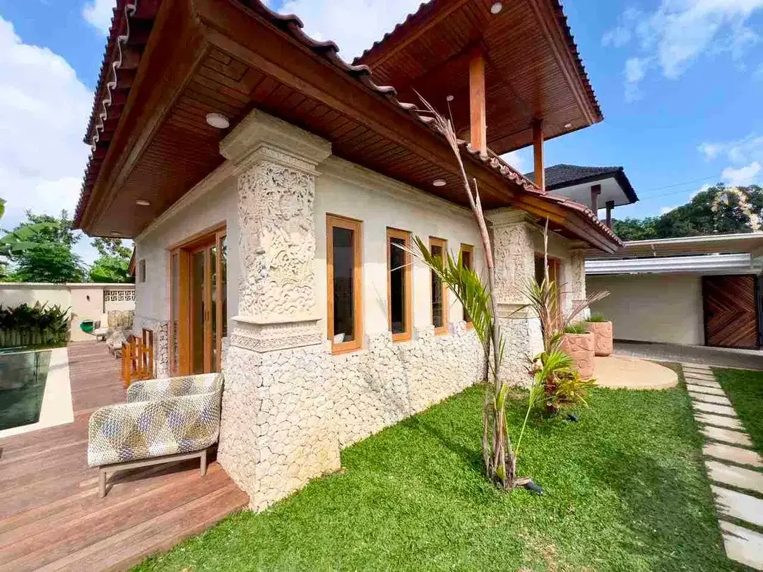 Villa mertanadi kerobokan - Image 1 of 10