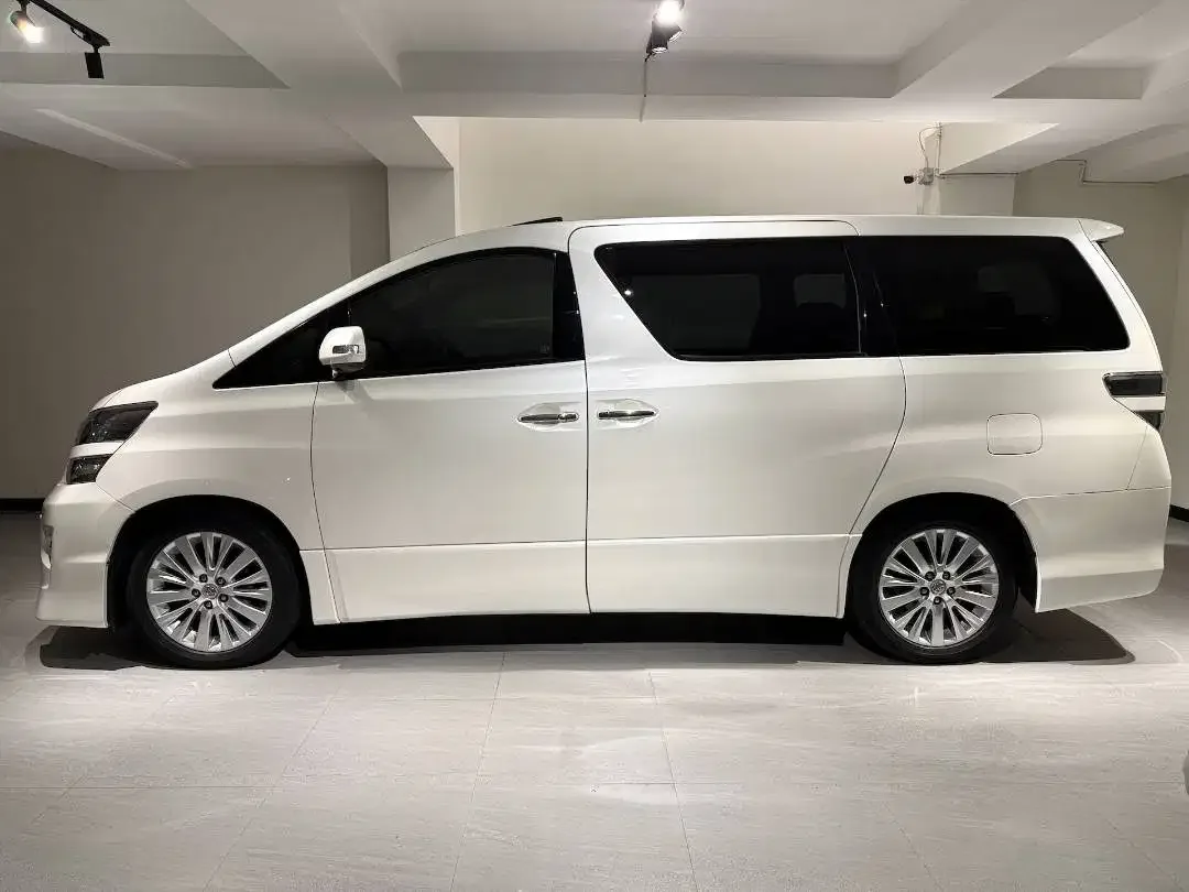 VELLFIRE ZG premium sound 2014 VELLFIRE ZG PS 2013 VELLFIRE 2013 CBU - Image 4 of 10