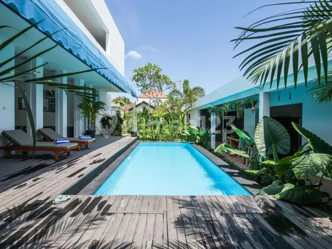 Rumah Mewah 6 Kamar, dengan Swimming Pool Diberawa Canggu - Image 4 of 10