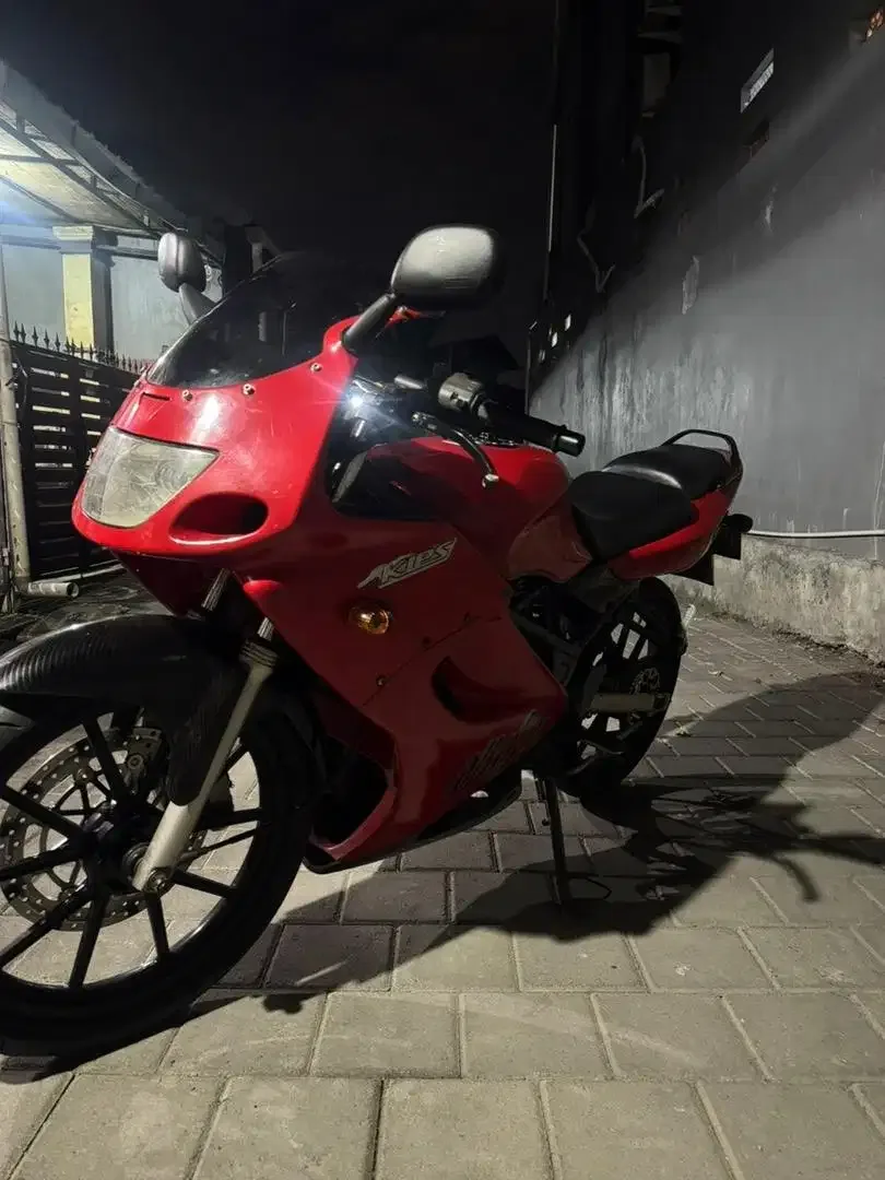 Ninja rr old 2010 - Image 2 of 2