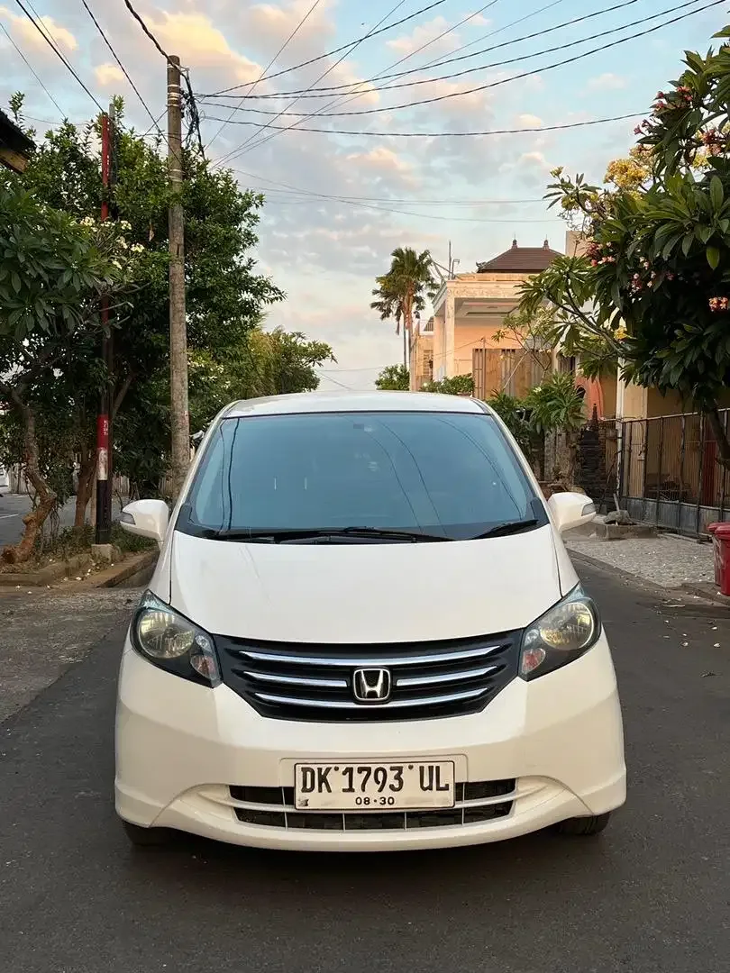 Honda freed PSD 2011 - DP 16 JT - Image 2 of 10