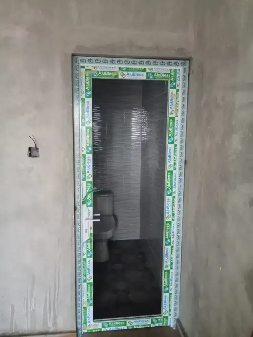 Pintu dan jendela aluminium - Image 3 of 4