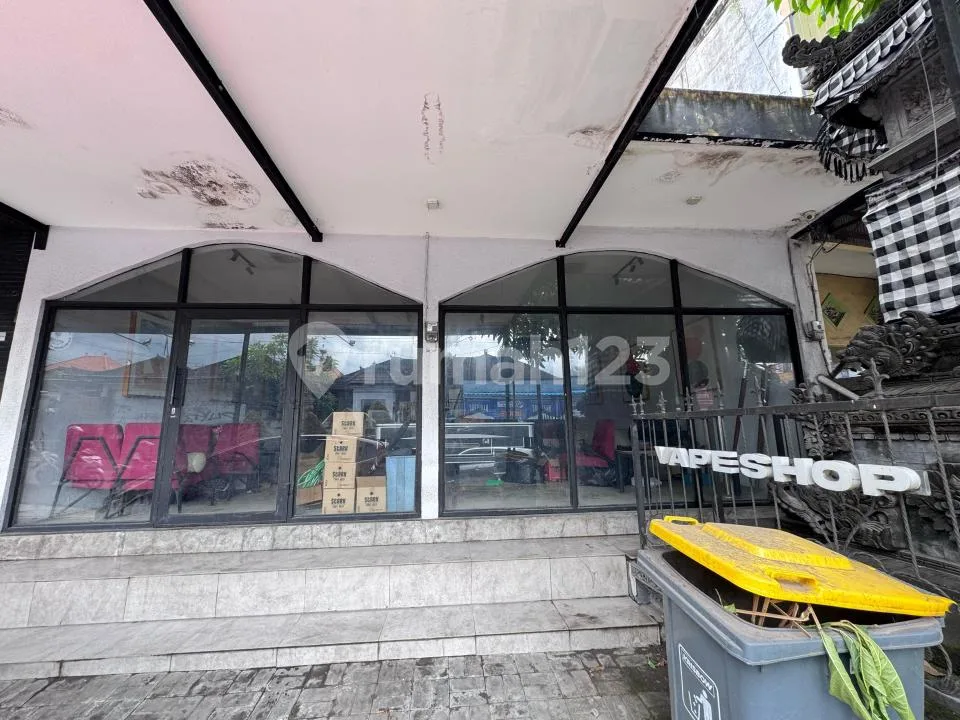 Buc Bar Cafe Resto di Batubolong Canggu Siap Pkai - Image 1 of 4