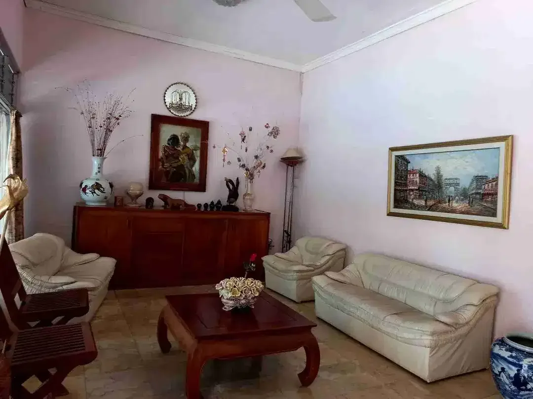 jual rumah luas 13 are di utama Raya Puputan Renon Denpasar - Image 8 of 10