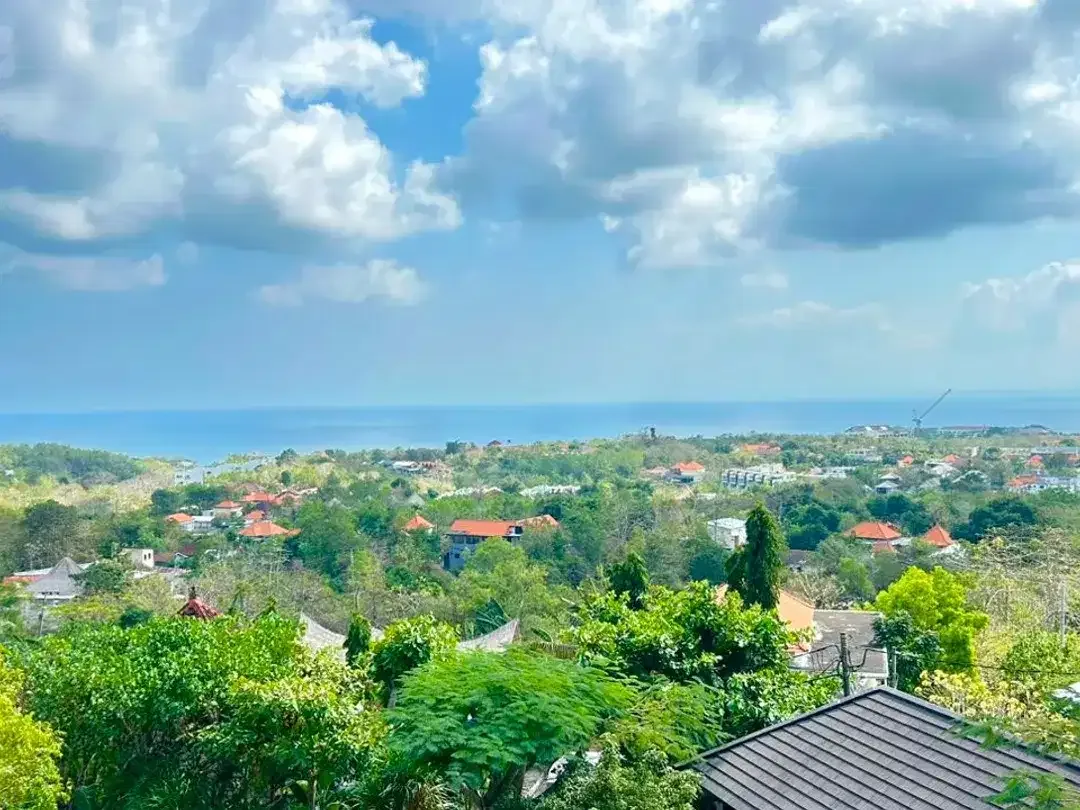DREAM HOME IN ULUWATU AVAILABLE FOR FREEHOLD OR LEASEHOLD - Image 2 of 10