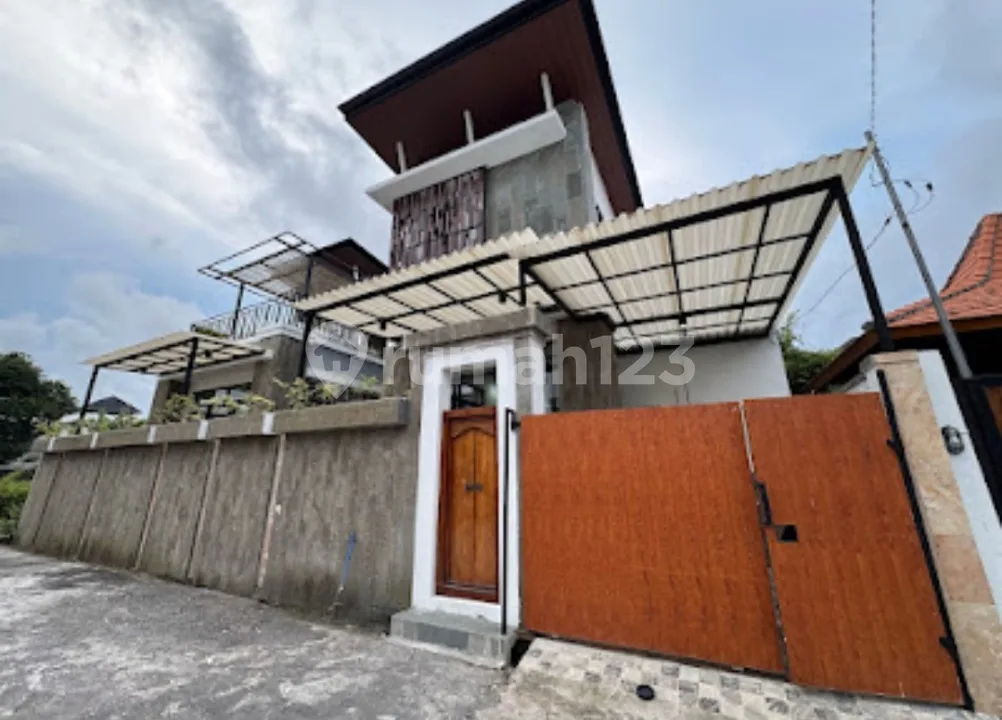Disewakan Villa Luas dan Strategis Kutuh Kuta Selatan Bali - Image 2 of 4
