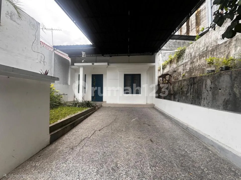 Rumah Jimbaran Hanya 1M! Bebas Banjir ,Security 24Jam, 7 Menit ke Pantai Nusa Dua - Image 1 of 4