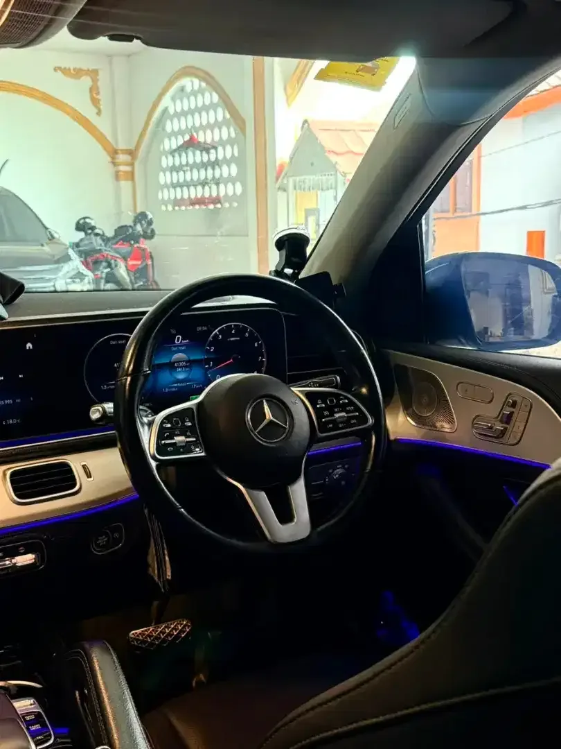 MERCEDES-BENZ GLE 450 3.0 AMGLINE 4MATIC 2020 AWD BLACK METALLIC - Image 5 of 8