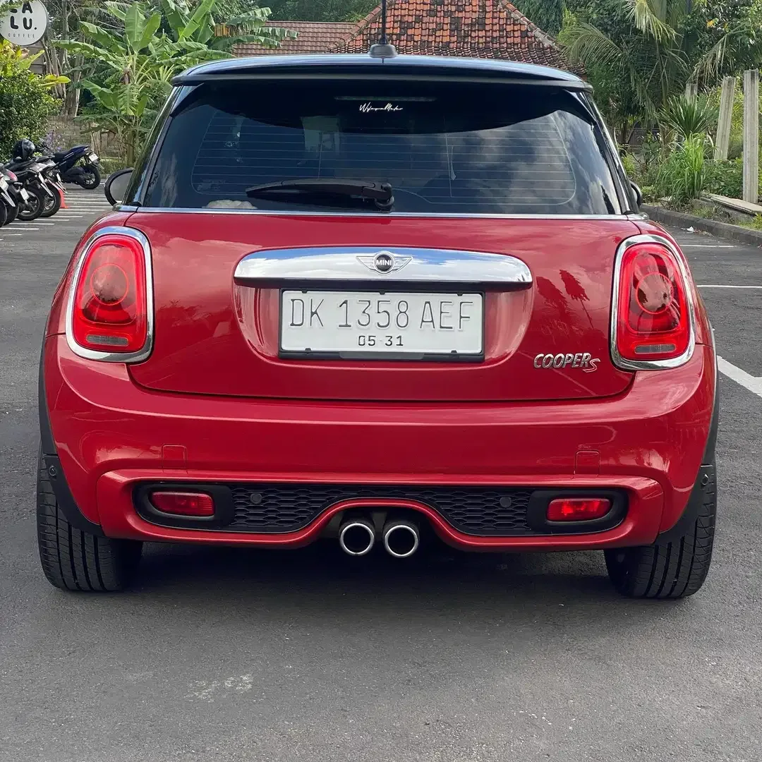 Mini Cooper S JCW 2.0 AT 3Doors - 2014 - Image 5 of 10