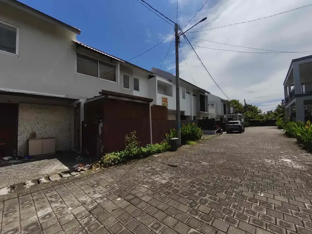 Gading Kencana Jimbaran Bali 2lt - Image 2 of 9