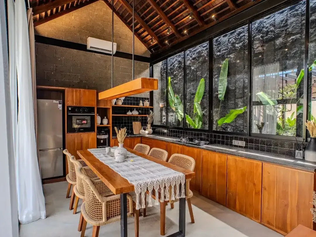 Vila siap huni dengan 2 kamar tidur di kawasan Babakan — Batu Bolong, Canggu! - Image 1 of 10