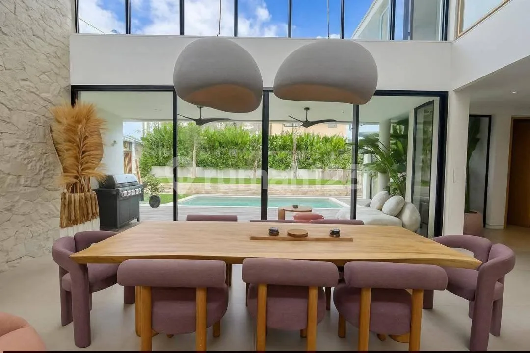 Villa Dijual Lokasi Pererenan Bali - Image 2 of 4