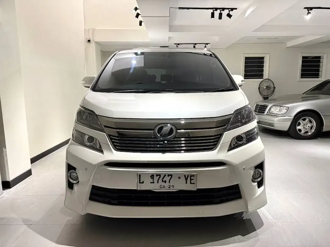 VELLFIRE ZG premium sound 2014 VELLFIRE ZG PS 2013 VELLFIRE 2013 CBU - Image 2 of 10
