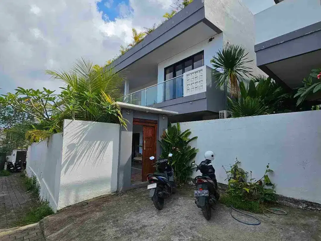 villa 3 bedroom in pererenan near canggu - Image 2 of 10