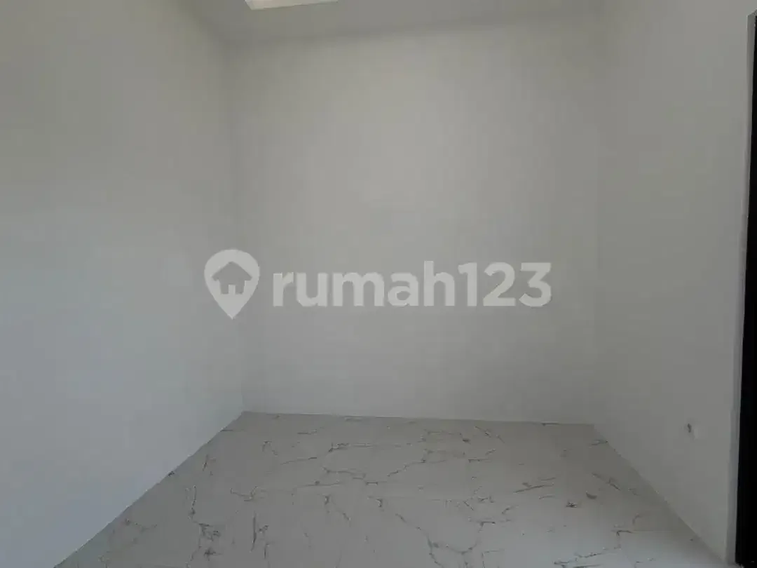 For Rent Rumah Baru 2 Lantai di Denpasar Selatan - Image 4 of 5