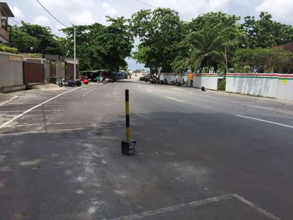 LAHAN LOKASI PINGGIR JALAN UTAMA PANTAI MATAHARI TERBIT SANUR - Image 4 of 10