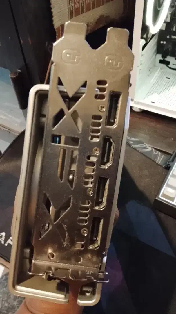 Vga Card XFX Rx 6700 xt 10 gb Ddr6 - Image 3 of 5