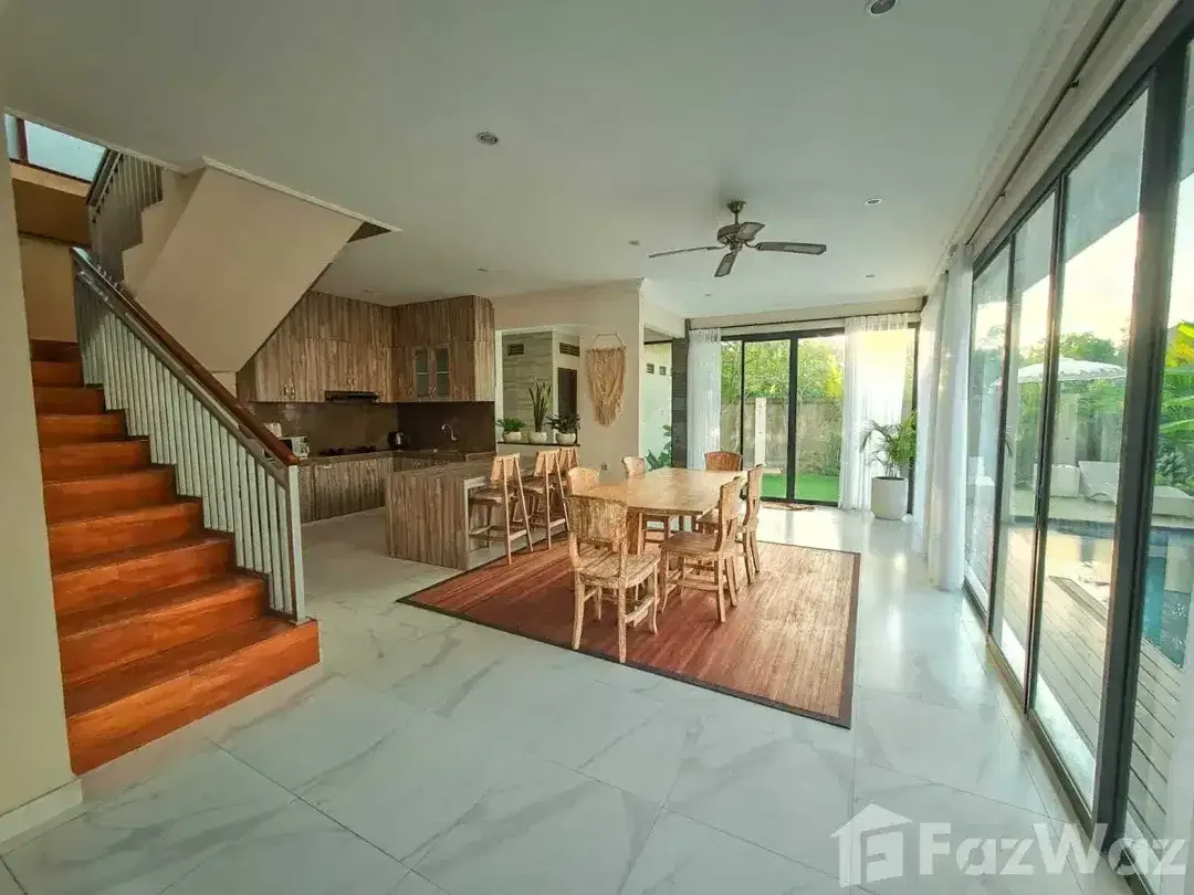 4 Bedroom Villa for rent in Kerobokan, Bali - Image 8 of 10