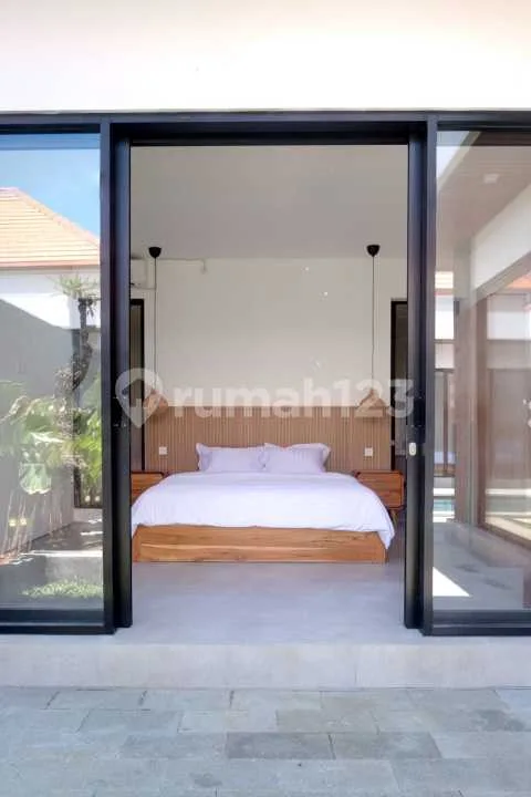 Villa Baru Modern Nyaman dan Siap Huni 3Kamar Dekat Sanur - Image 3 of 4