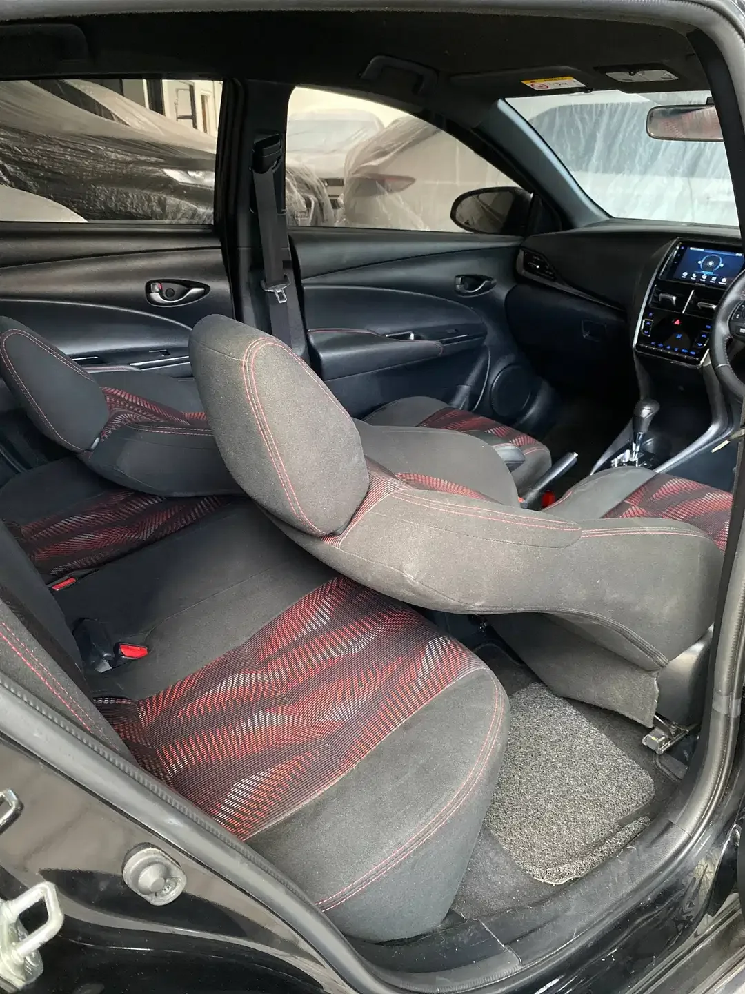 TOYOTA YARIS TRD SPORTIVO MATIC 1.5 AT 2021 - Image 6 of 10