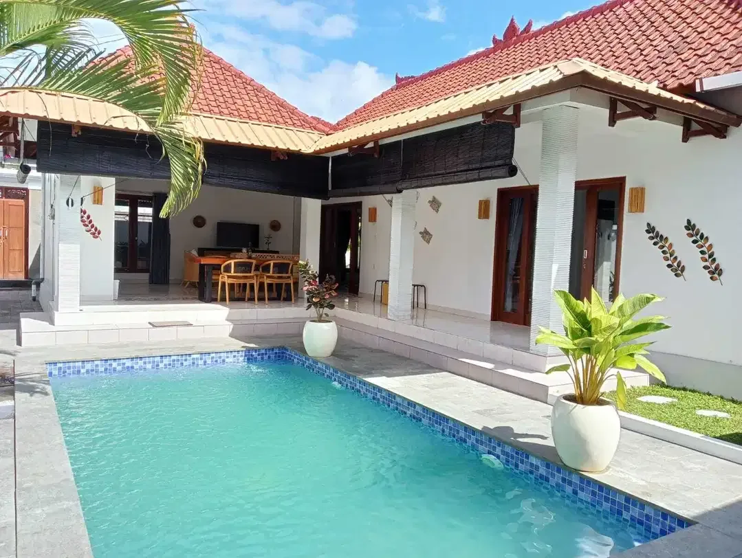 FOR RENT 2BR PRIVAT POOL LOKASI TENANG STARTEGIS DI SEMINYAK - Image 3 of 10