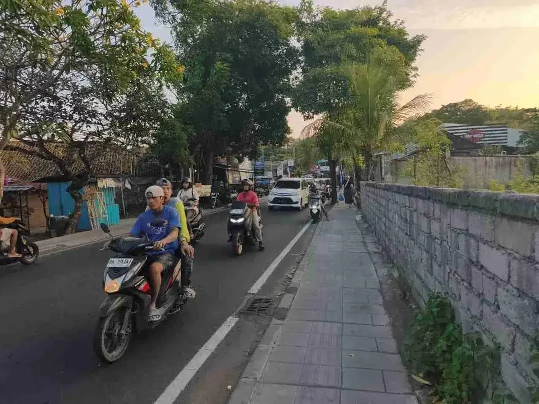 Tanah Komersial Jalan Raya Uluwatu Lebar Depan 20 Meter - Image 8 of 10