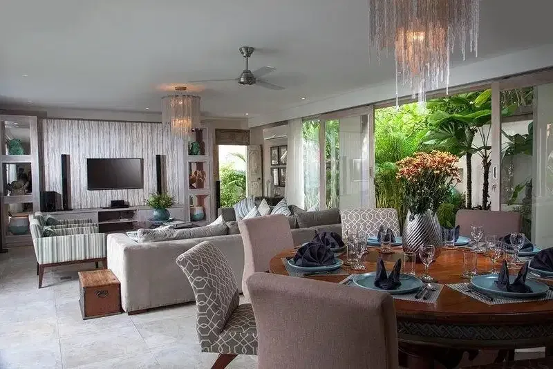 Villa Mewah 300m ke Pantai Mertasari Sanur Bali - Image 9 of 10
