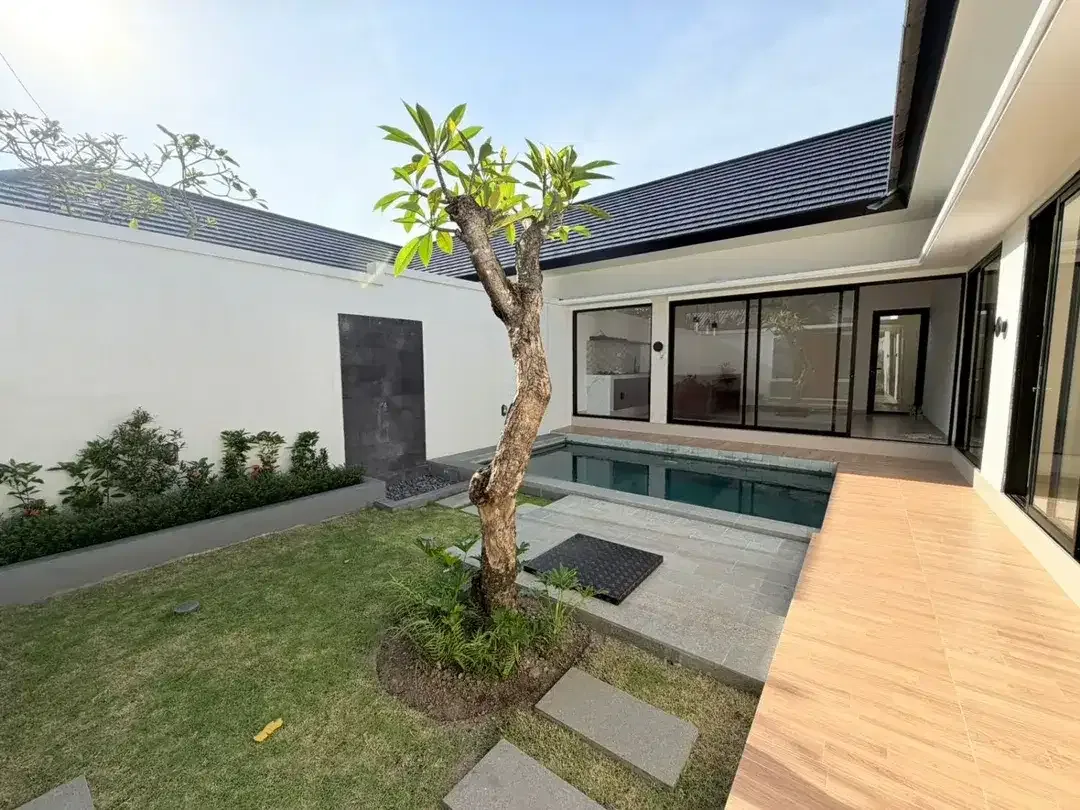 For Rent - 2 Bedroom Villa For Lease / Kerobokan - Image 8 of 9