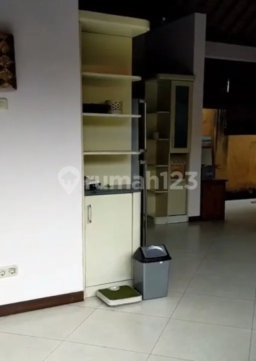 Villa Full Garden dengan Pool Yg Besar Fully Furnished - Image 4 of 4