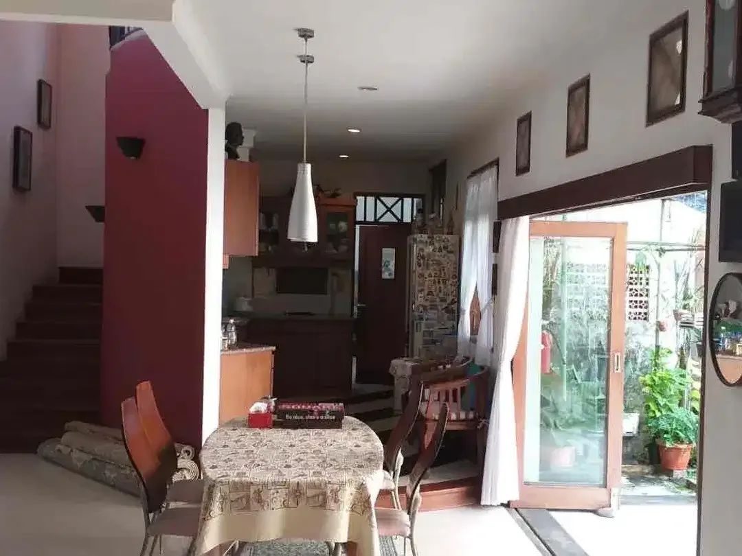 Dijual Rumah Pusat Kota di Renon - Image 6 of 10