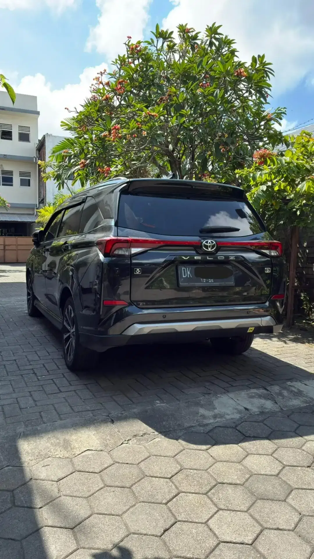 Toyota Veloz Q TSS 2021 hitam - Image 5 of 9