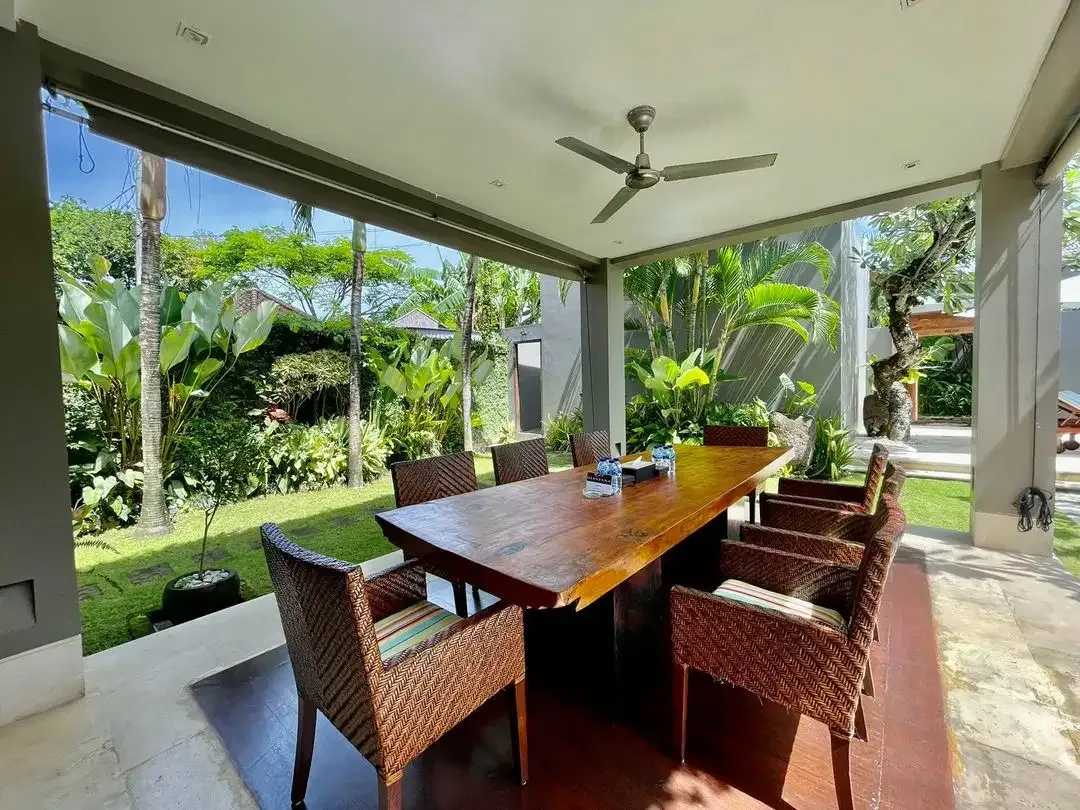 Villa Luxury Batu belig Seminyak canggu - Image 7 of 10