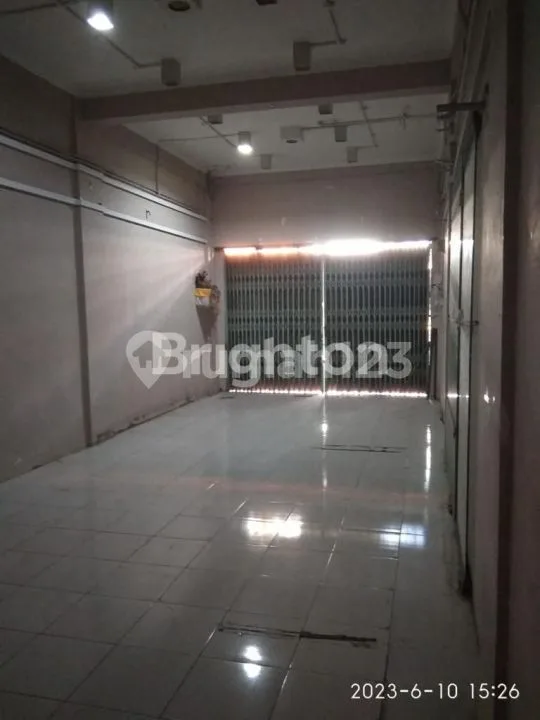Ruko 3 lantai ditengah kota Denpasar barat dilokasi yang strategis dekat dengan Mall, Bank, pertokoan serta perkantoran - Image 4 of 4