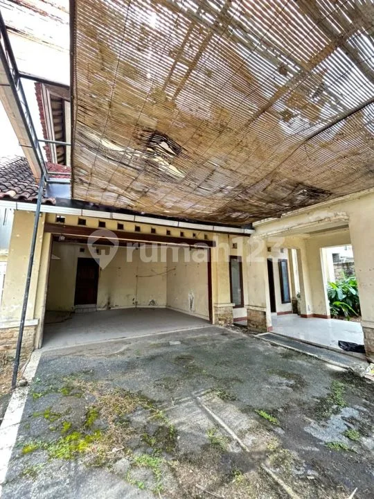 Dijual Rumah Sitaan Bank Lokasi di Jalan Cargo Denpasar Utara - Image 2 of 4