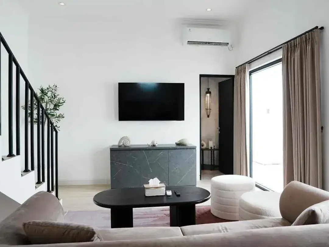 Luxury Villa for Rent in bumbak umalas Kerobokan, Bali - Image 8 of 10