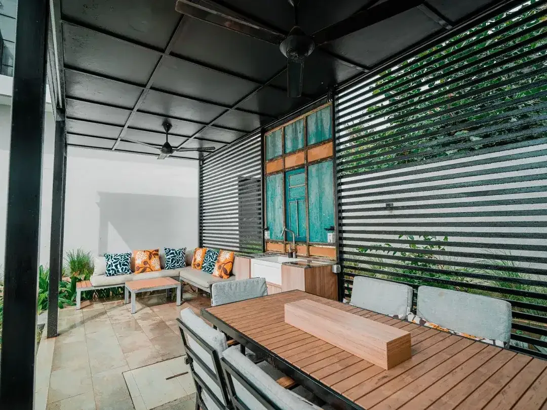 Dijual Villa Mewah Tepi Pantai – Pantai Saba, Gianyar - Image 5 of 10