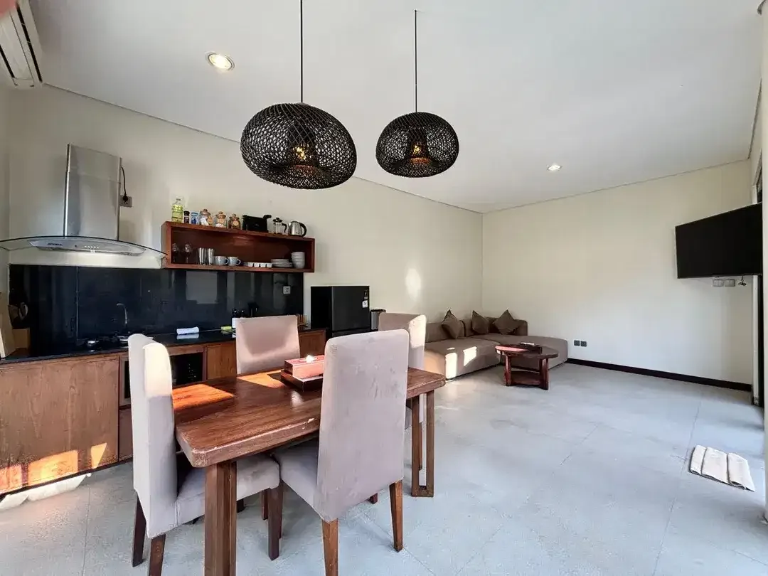 2BR VILLA IN A GATED CLUSTER BUMBAK UMALAS - Image 4 of 10