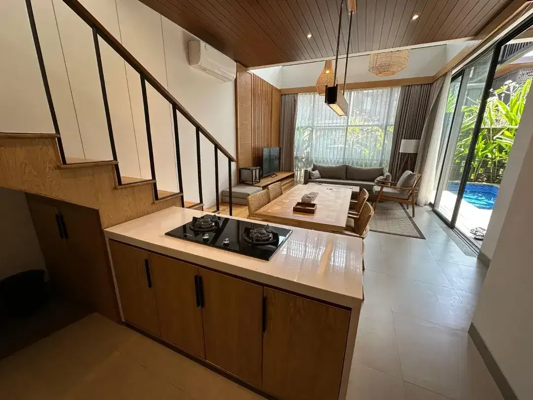 Dijual Villa Tropical Modern Seaside One Gate System LT 120m2 KT 3 jalan Kayu Tulang Canggu dekat Pepito Batubolong - Image 6 of 10