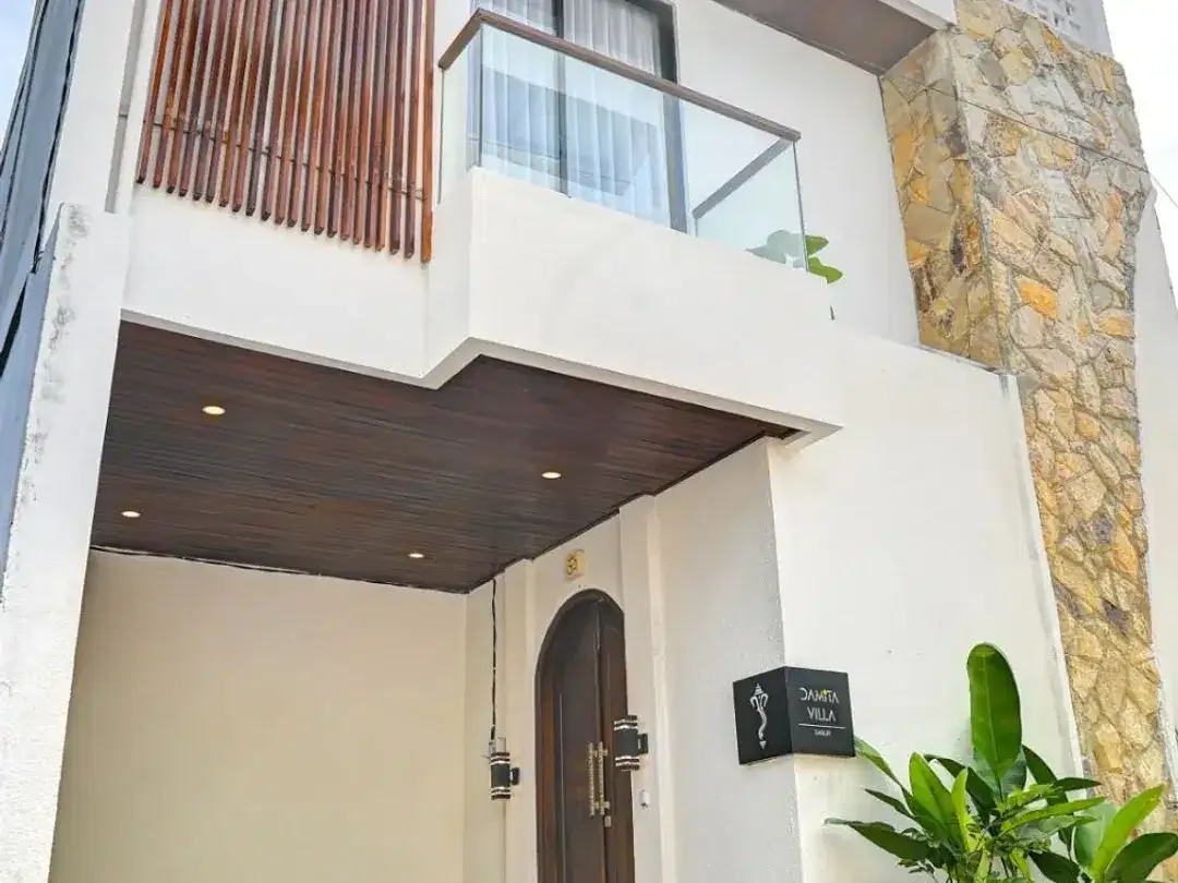 For Sale or Rent:  Exclusive Villa – View Panorama - Image 1 of 10