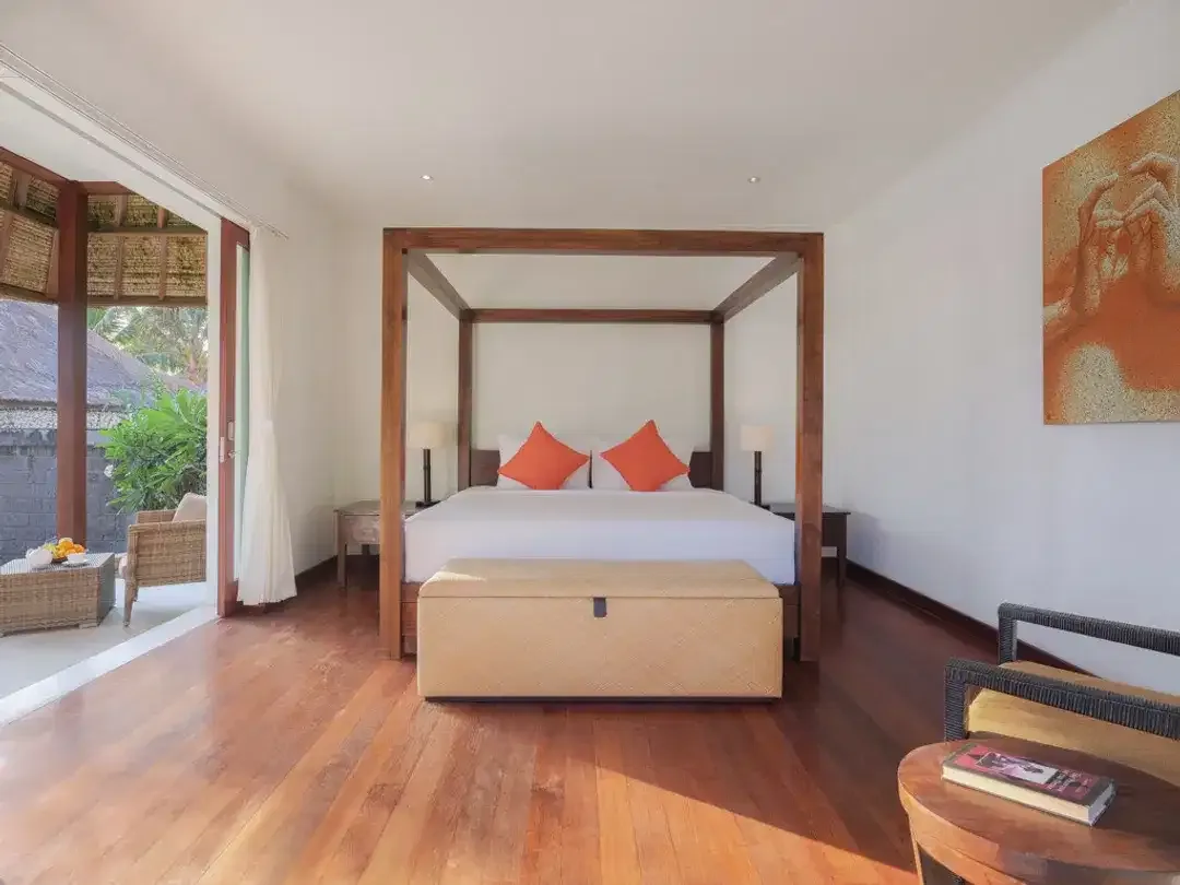 Freehold - A Rare Absolute Beachfront Luxury Estate on Bali's West Coast, Tabanan, Bali - Image 6 of 10