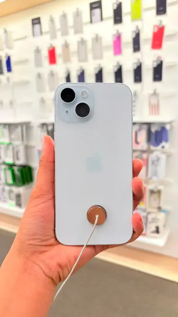 Bisa credit iPhone15 basic 128gb - Image 1 of 2