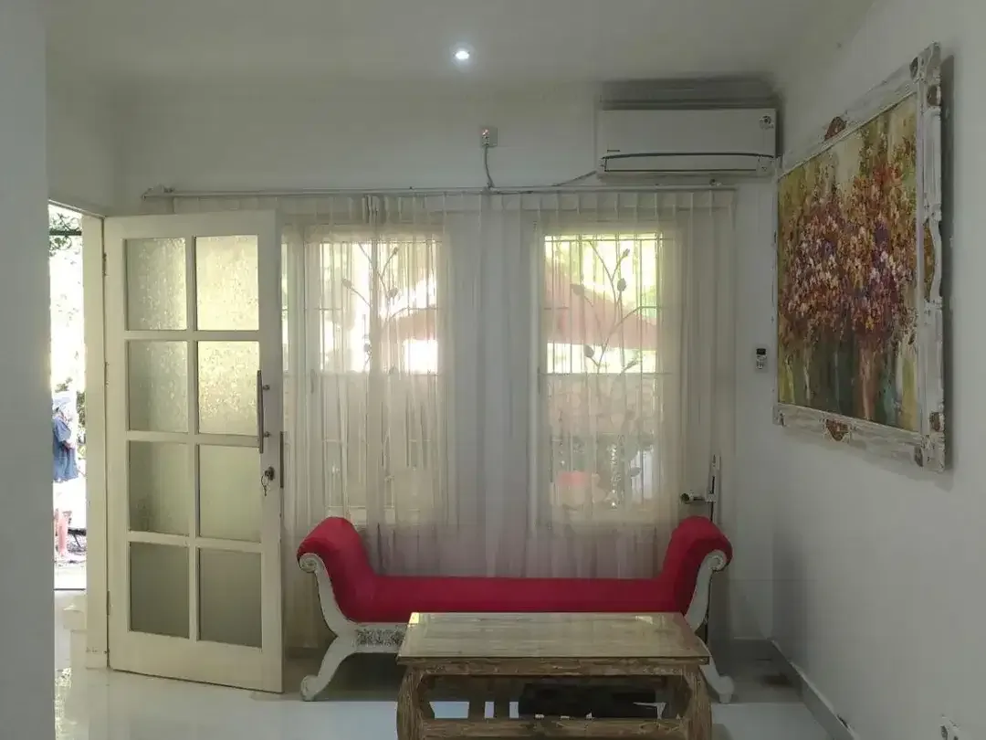 KESEMPATAN LANGKA RUMAH DUA KAMAR MANDI AREA PECATU - Image 2 of 10