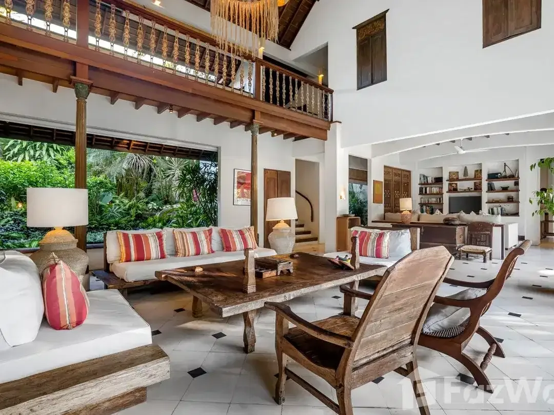 4 Bedroom Villa for sale in Kerobokan, Bali - Image 5 of 10