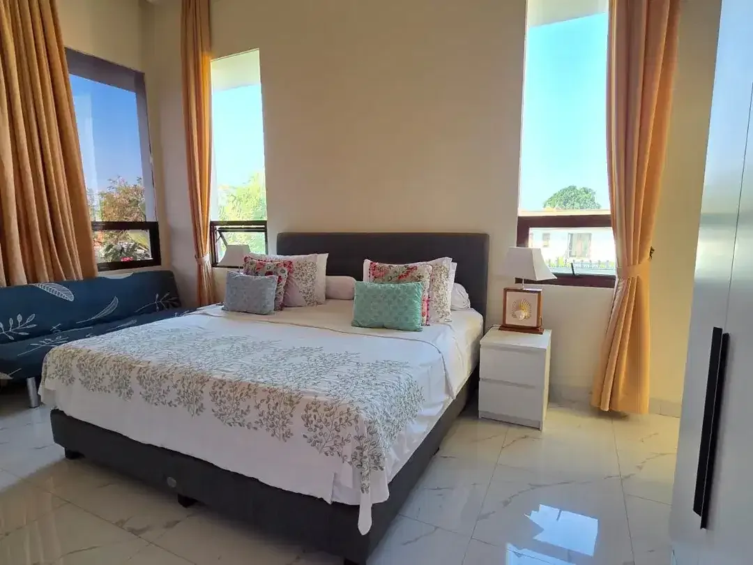 LUXURY MODERN VILLA IN BATUR SARI SANUR FOR SALE - Image 7 of 10