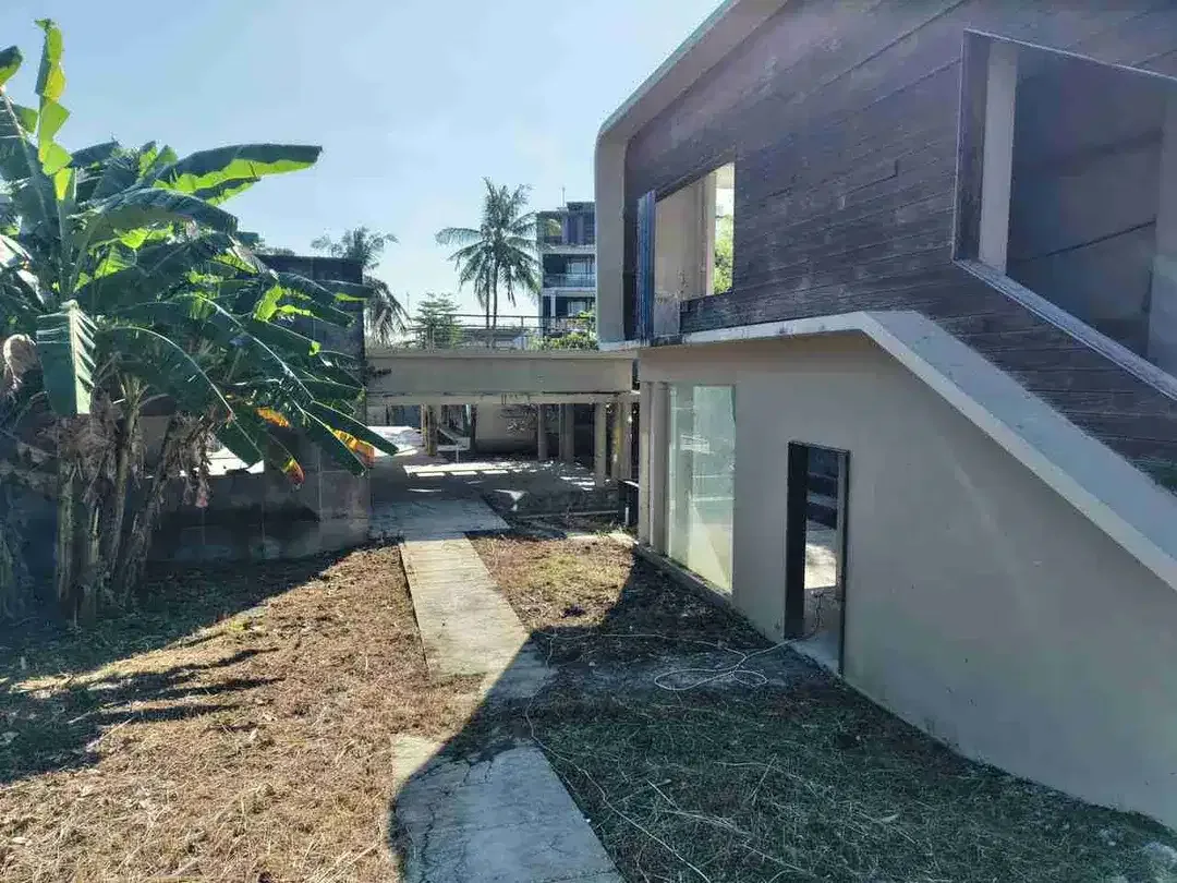 Tanah Bonus Bangunan Villa Setengah Jadi Tibubeneng Berawa Bali - Image 4 of 8