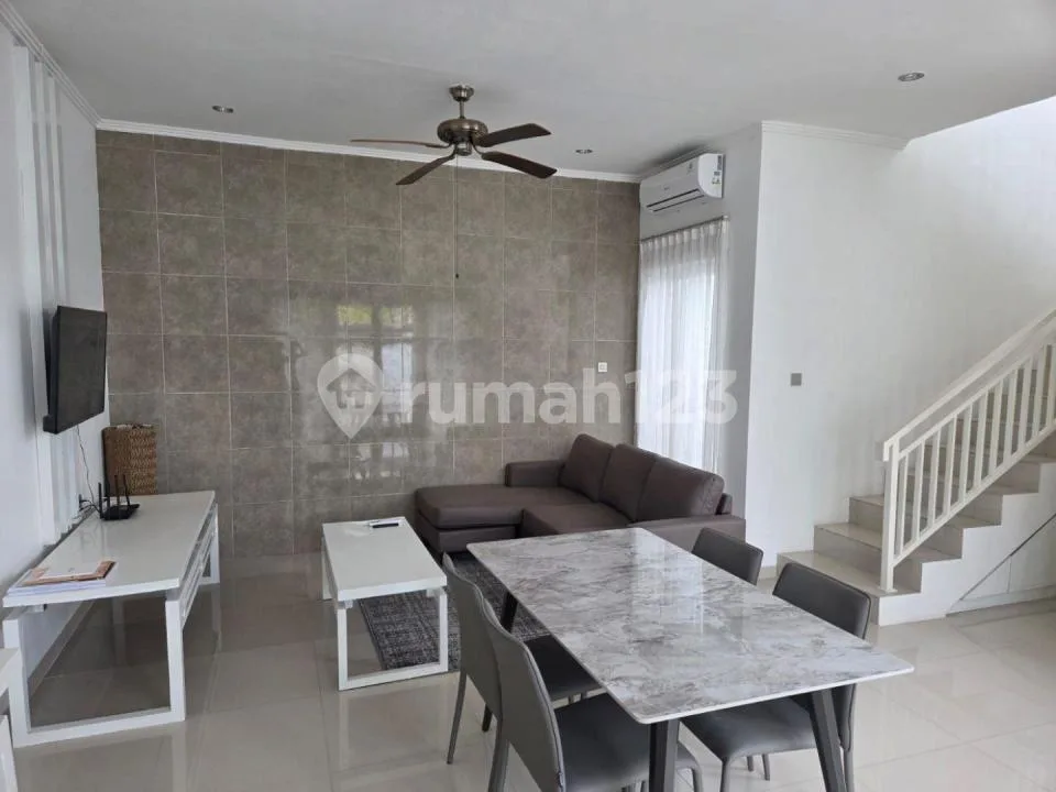 Yearly Rent 2 Bedrooms Villa Furnished In Cluster Kerobokan Bali - Image 2 of 4