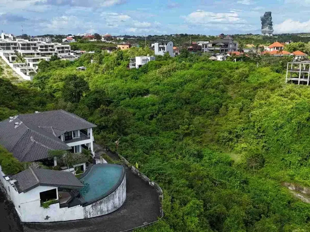 Villa Extraodinary Cliffside escape Kutuh Jimbaran Bali - Image 2 of 10