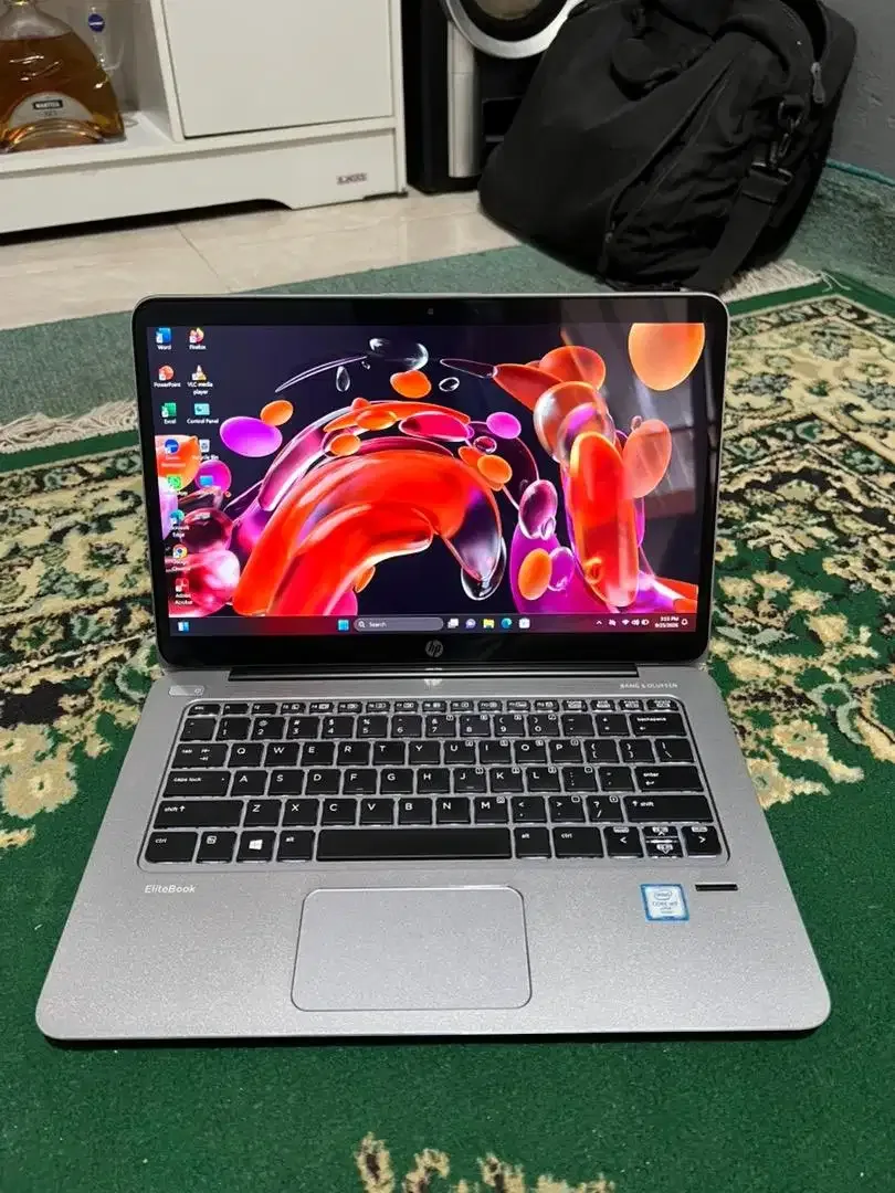 Laptop HP Elitebook 1030 G1 Core M7 Layar 3K Tochscreen - Image 1 of 7