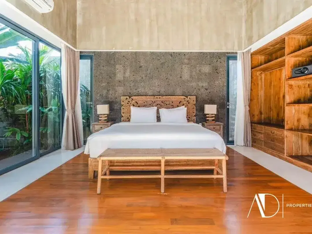 FREEHOLD | MODERN TROPICAL DESIGN VILLA IN PRIME CANGGU - Image 7 of 10